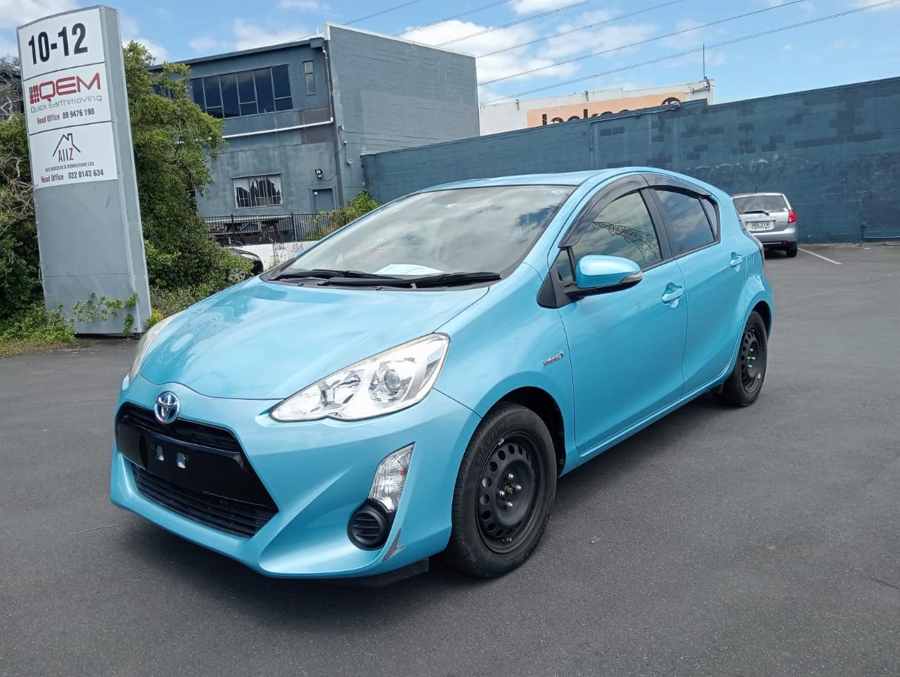 2015 Toyota Aqua