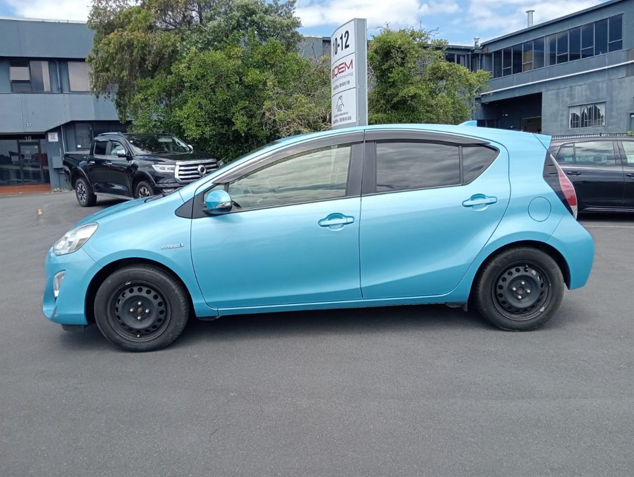 2015 Toyota Aqua