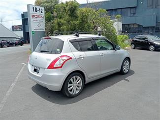 2014 Suzuki Swift - Thumbnail