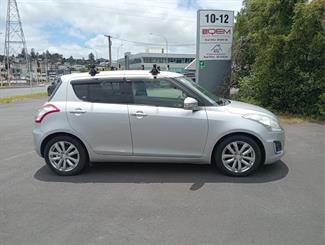 2014 Suzuki Swift - Thumbnail