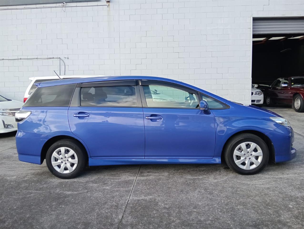 2013 Toyota Wish