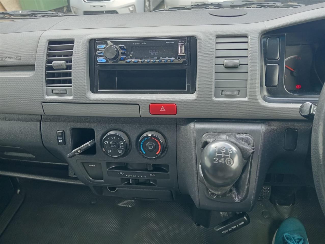 2008 Toyota Hiace