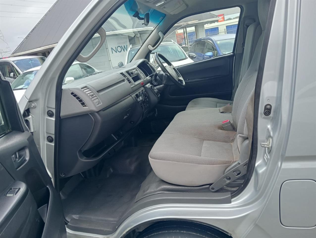 2008 Toyota Hiace