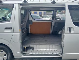 2008 Toyota Hiace - Thumbnail