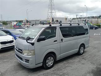 2008 Toyota Hiace - Thumbnail