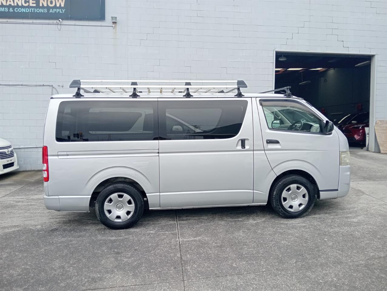 2008 Toyota Hiace