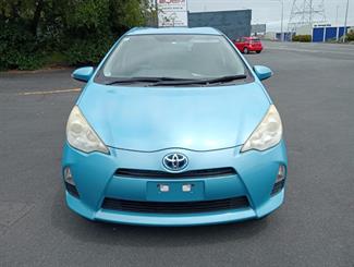 2013 Toyota Aqua - Thumbnail