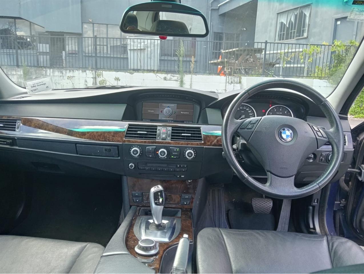 2008 BMW 525I