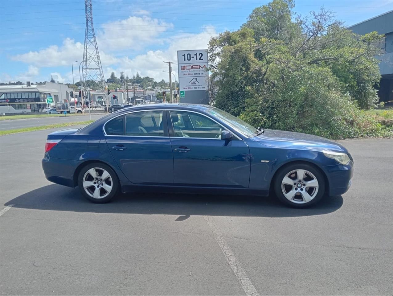 2008 BMW 525I