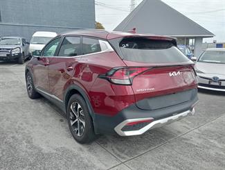 2022 Kia Sportage - Thumbnail