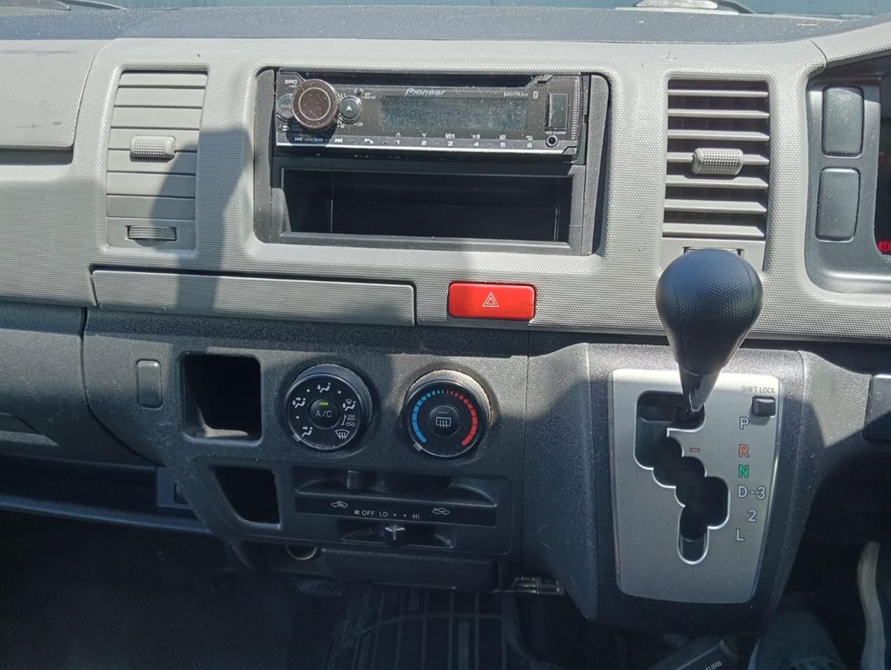 2013 Toyota Hiace