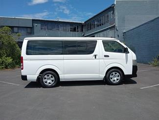 2013 Toyota Hiace - Thumbnail