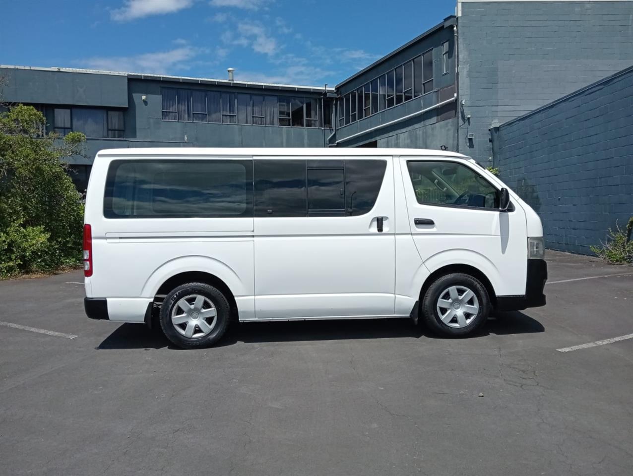 2013 Toyota Hiace