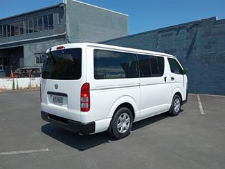 2013 Toyota Hiace - Thumbnail