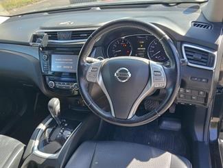 2014 Nissan X-TRAIL - Thumbnail