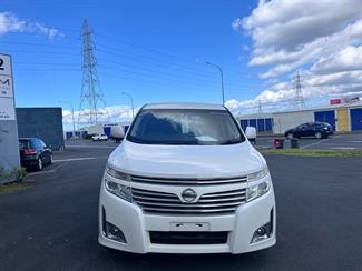 2013 Nissan Elgrand - Thumbnail