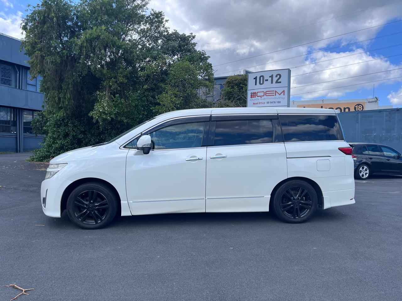 2013 Nissan Elgrand