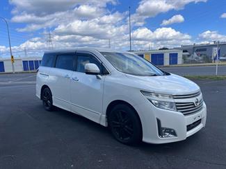 2013 Nissan Elgrand - Thumbnail