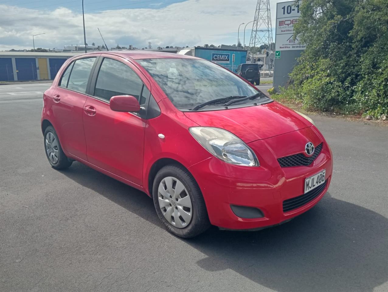 2009 Toyota YARIS