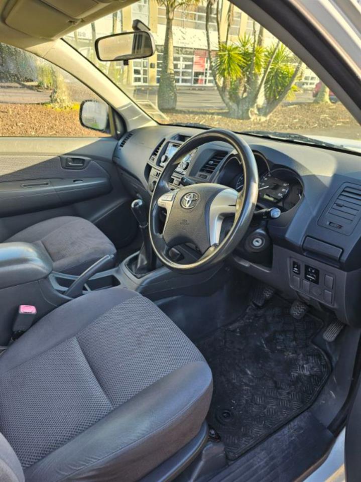 2012 Toyota Hilux