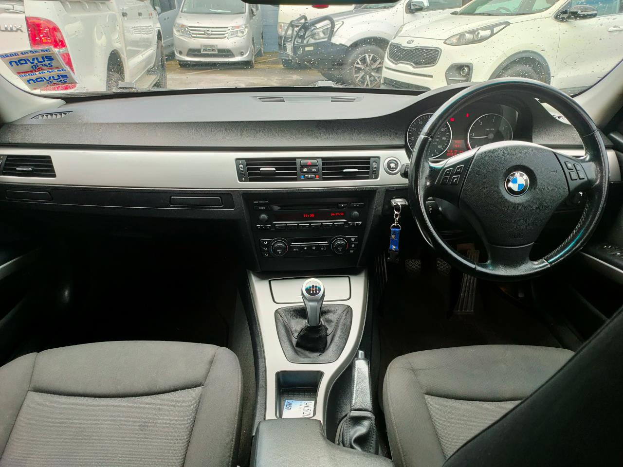 2006 BMW 318