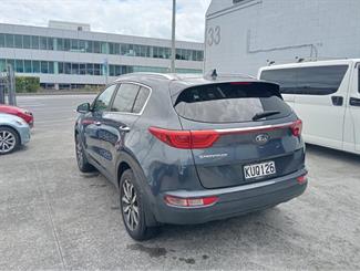 2017 Kia Sportage - Thumbnail