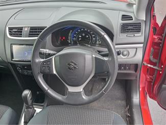 2014 Suzuki Swift - Thumbnail