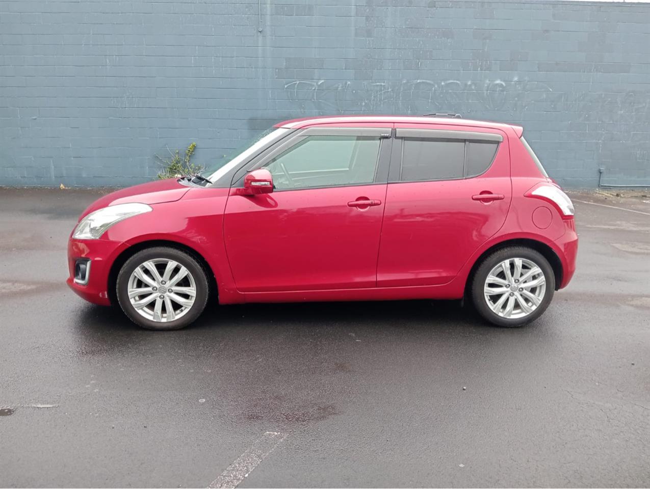 2014 Suzuki Swift