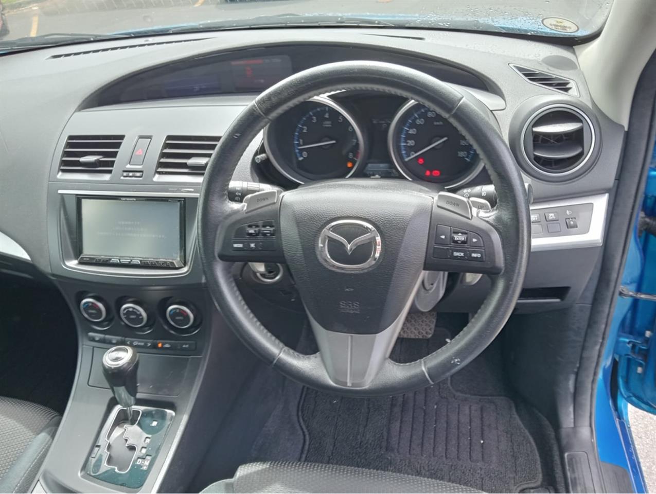 2012 Mazda Axela