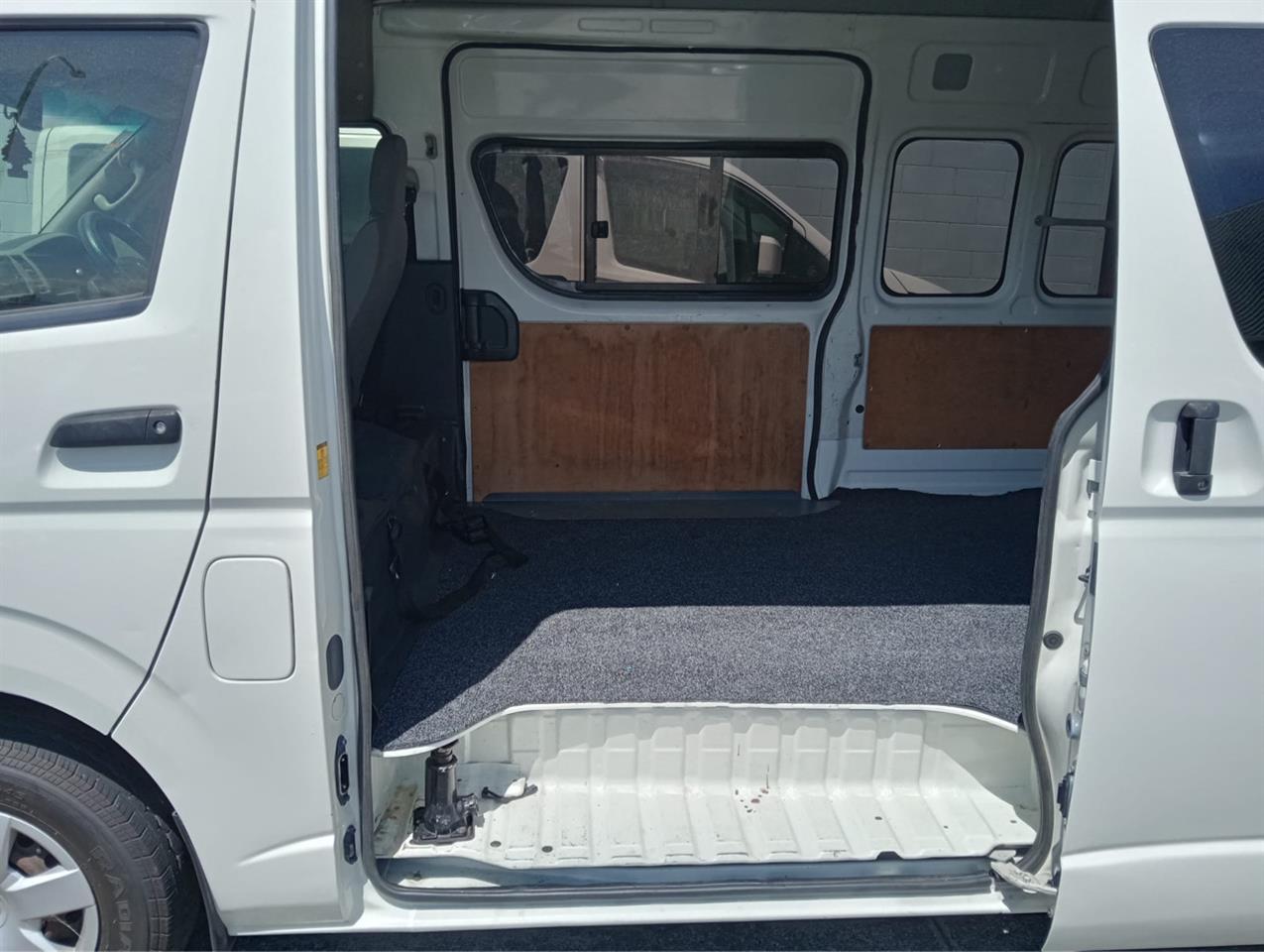 2013 Toyota Hiace