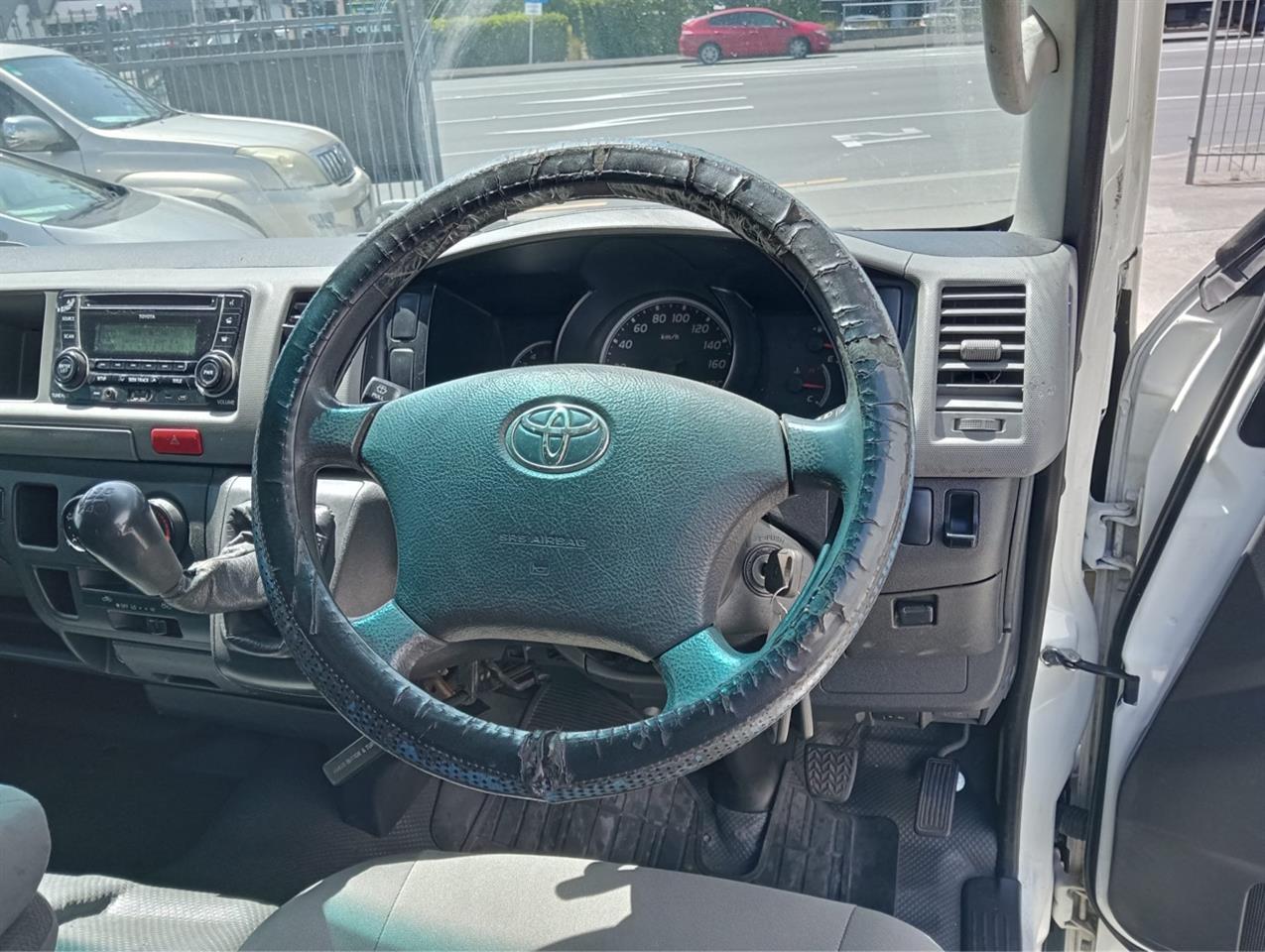 2013 Toyota Hiace