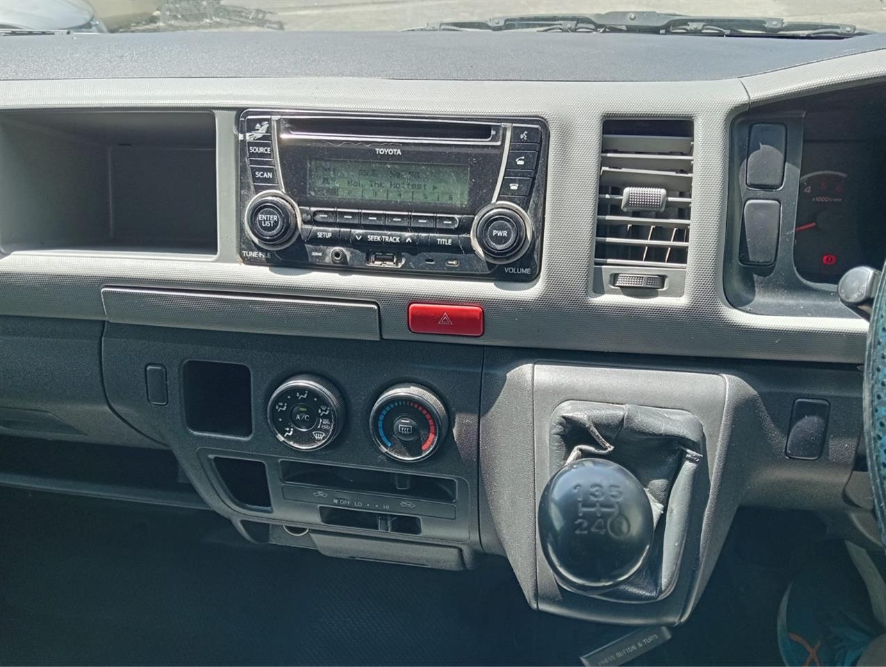 2013 Toyota Hiace