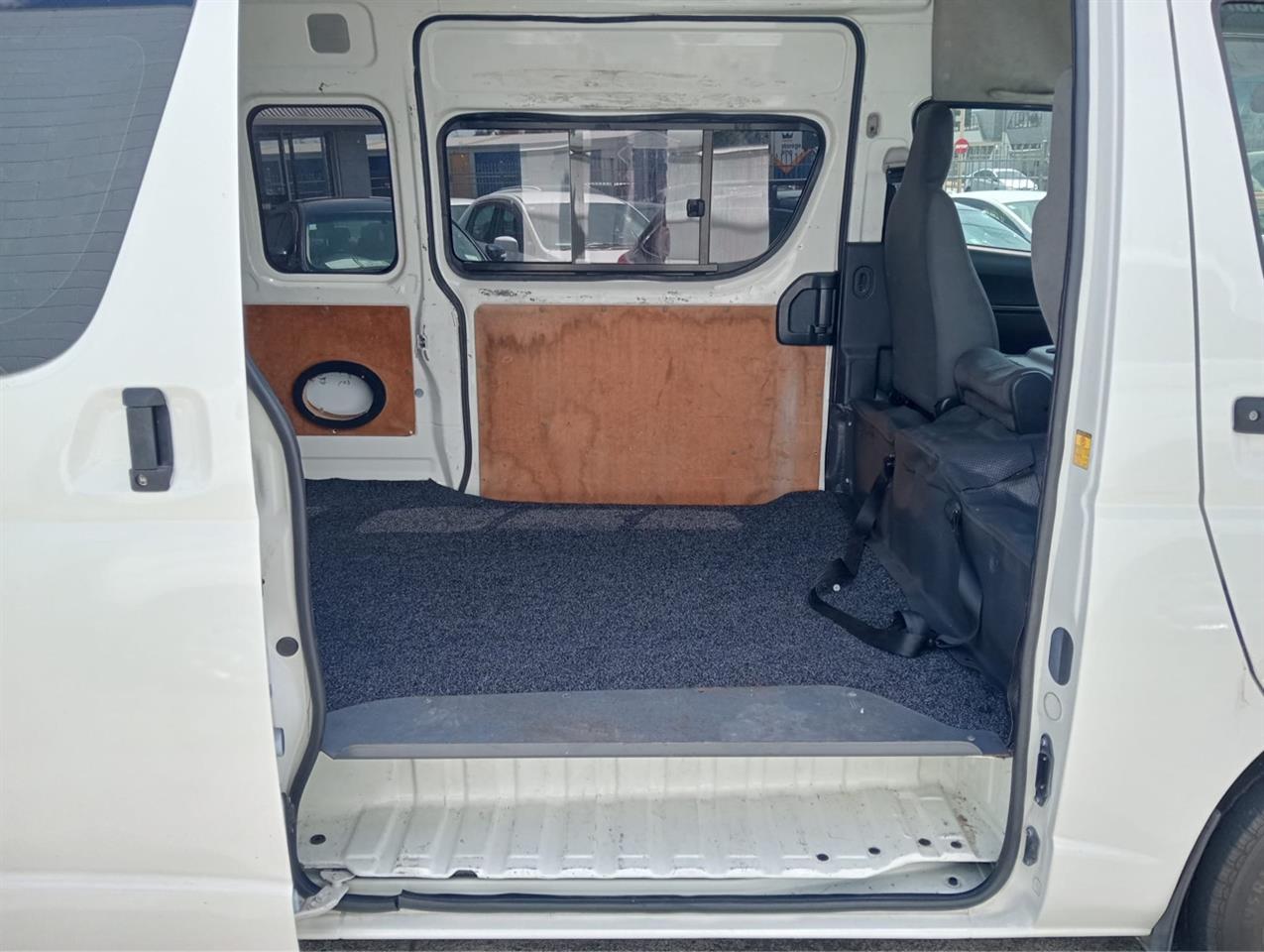 2013 Toyota Hiace