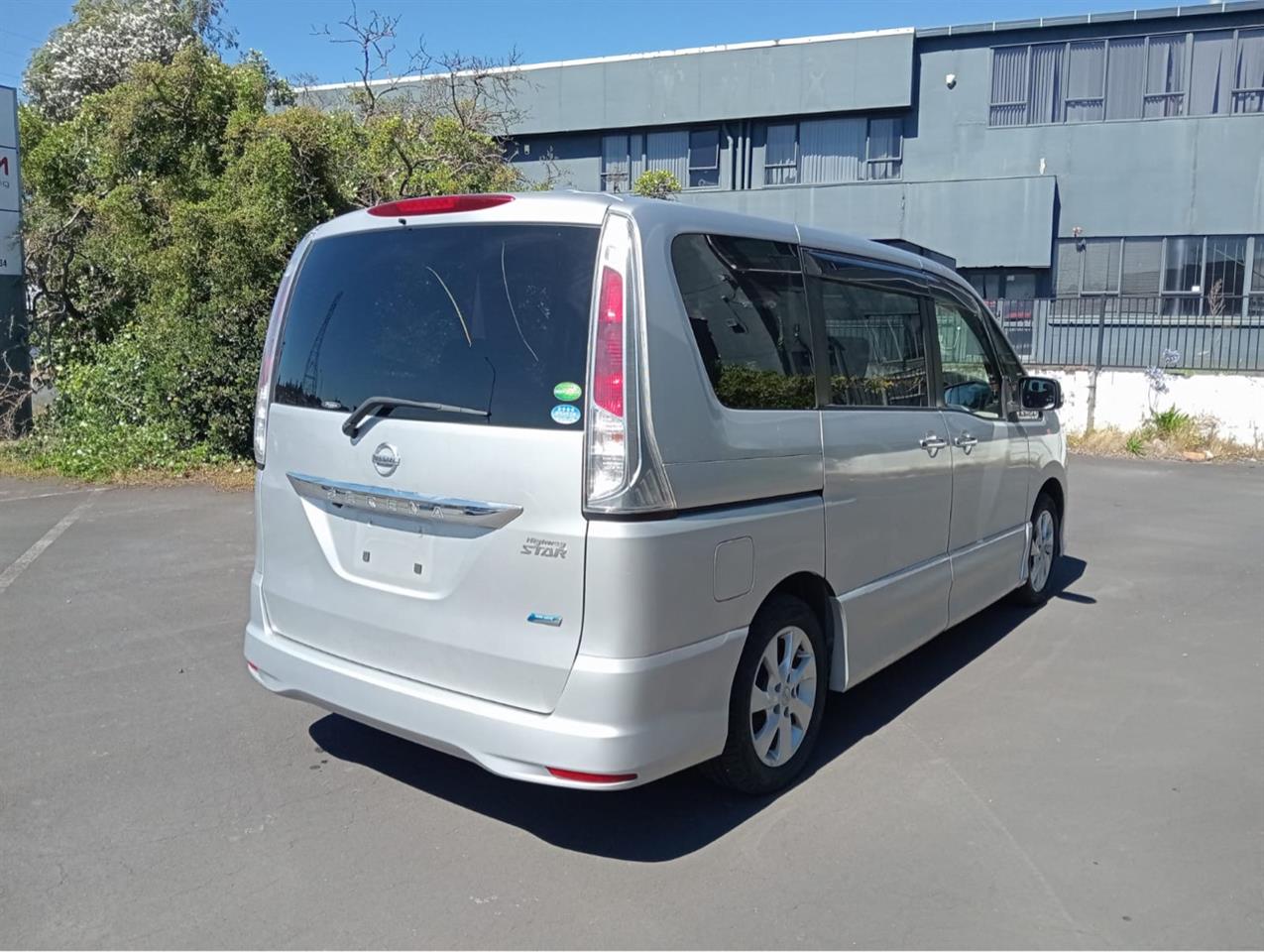 2012 Nissan Serena