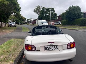 1998 Mazda MX-5 - Thumbnail