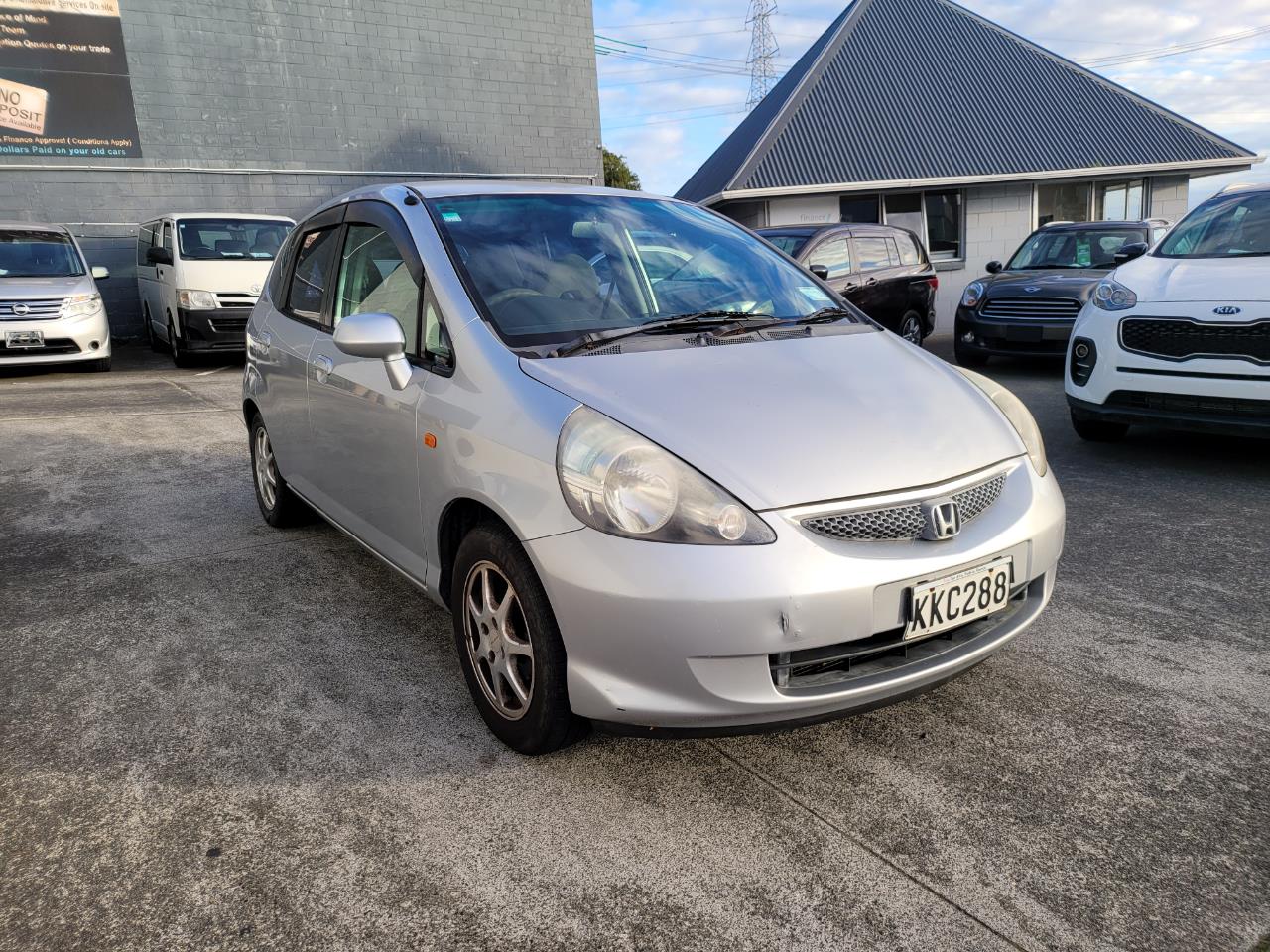 2005 Honda Fit