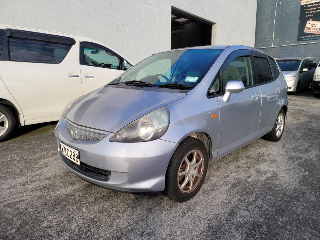 2005 Honda Fit