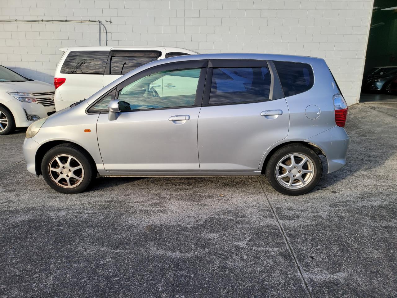 2005 Honda Fit