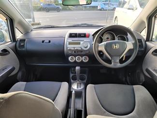 2005 Honda Fit - Thumbnail