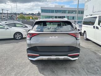 2021 Kia Sportage - Thumbnail