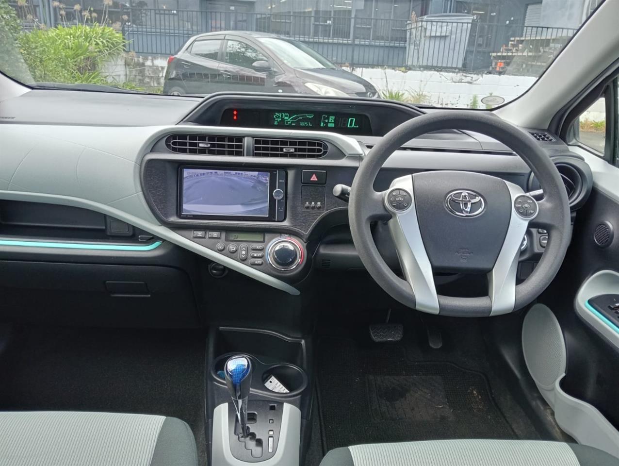 2013 Toyota Aqua