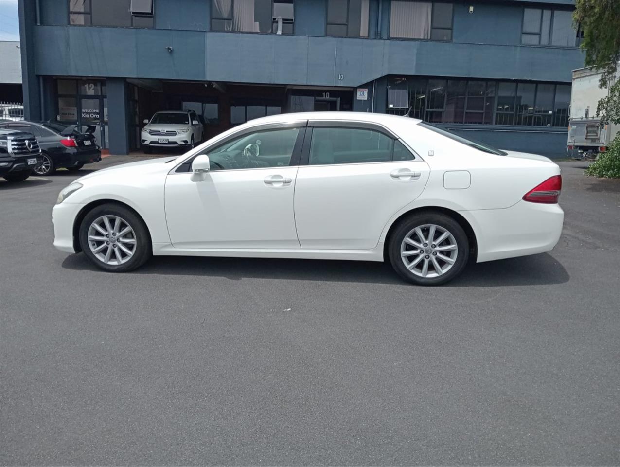 2009 Toyota Crown