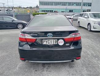 2016 Toyota Camry - Thumbnail