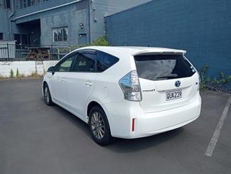 2013 Toyota Prius - Thumbnail