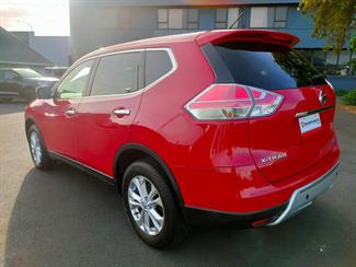 2015 Nissan X-TRAIL - Thumbnail