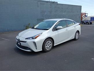 2022 Toyota Prius - Thumbnail