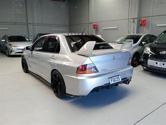 2005 Mitsubishi Lancer - Thumbnail