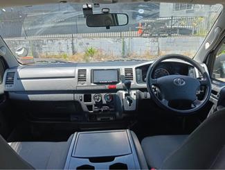 2013 Toyota Hiace - Thumbnail