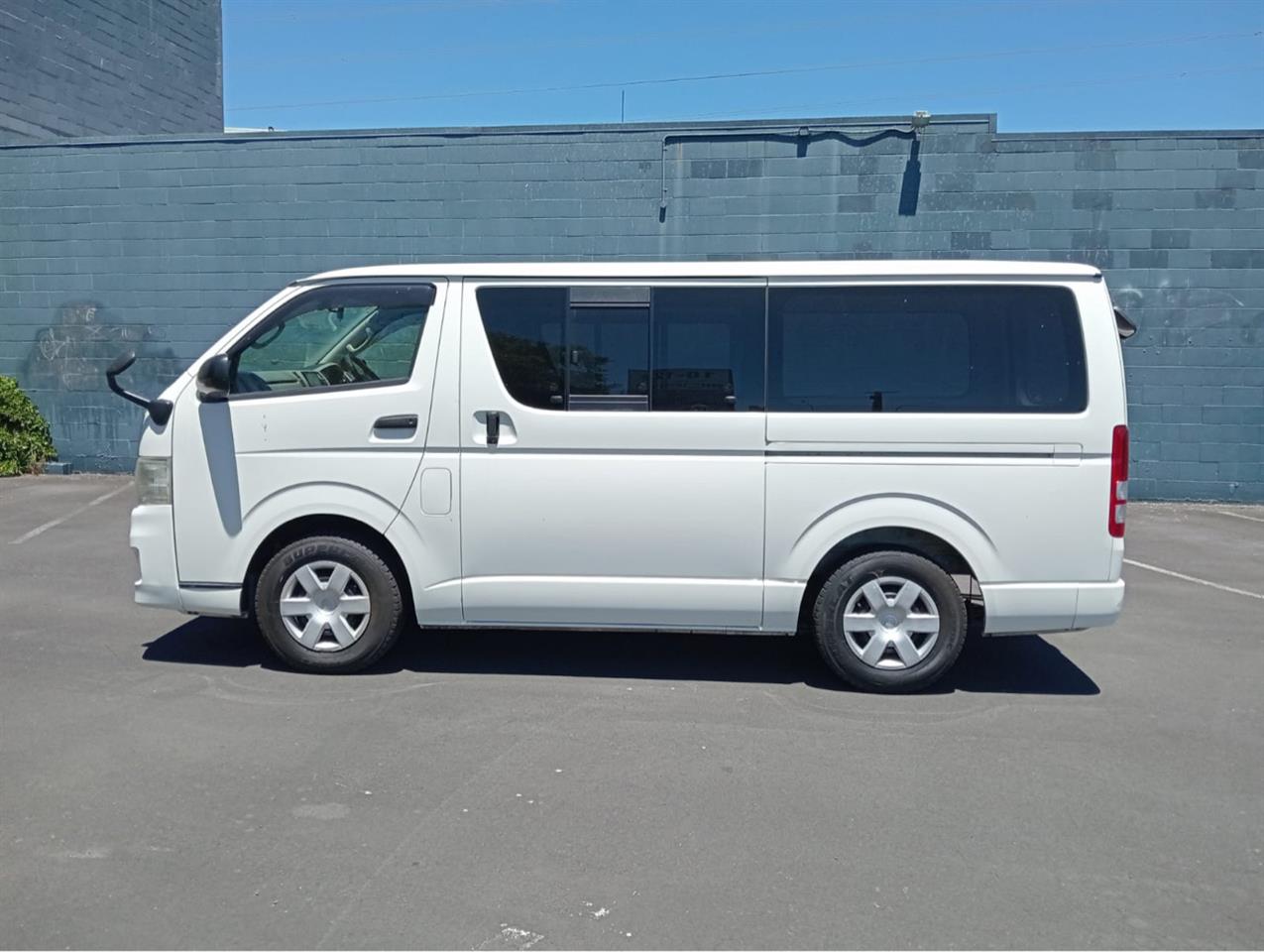 2013 Toyota Hiace