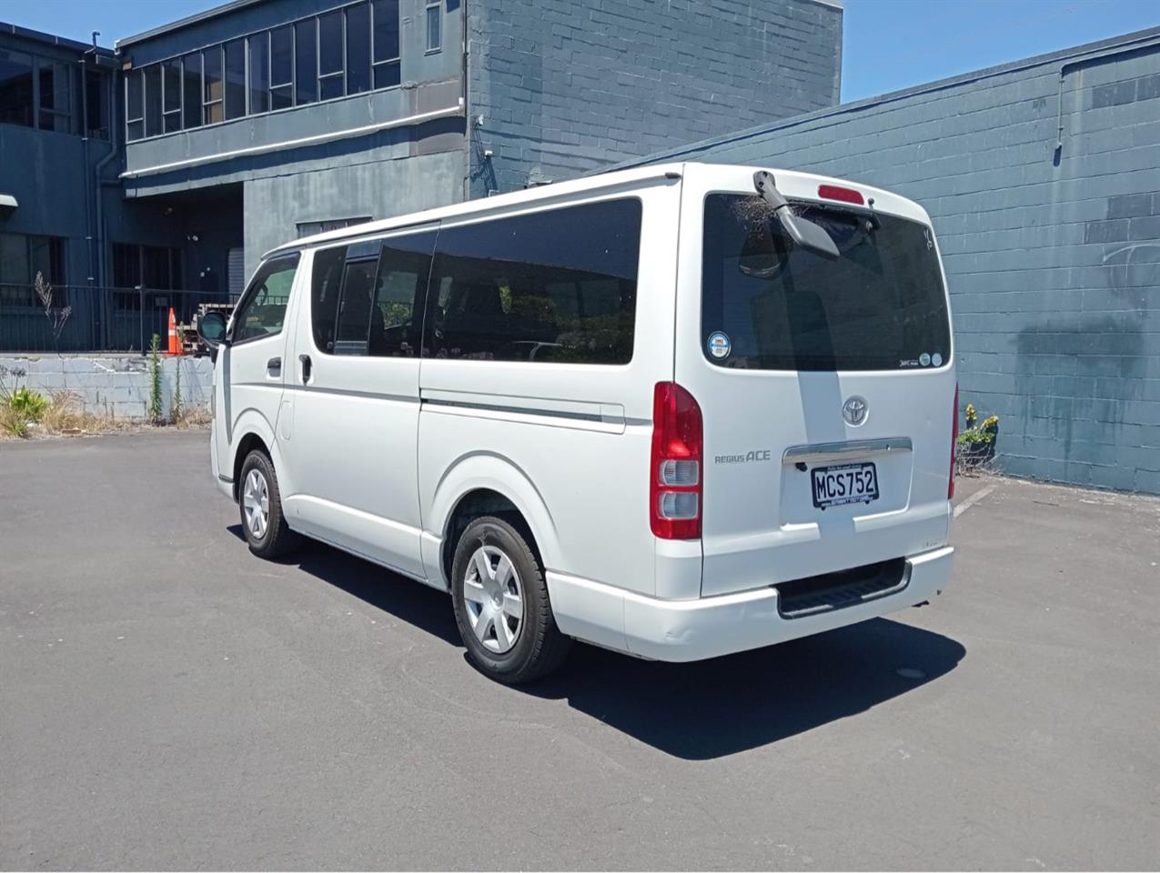 2013 Toyota Hiace